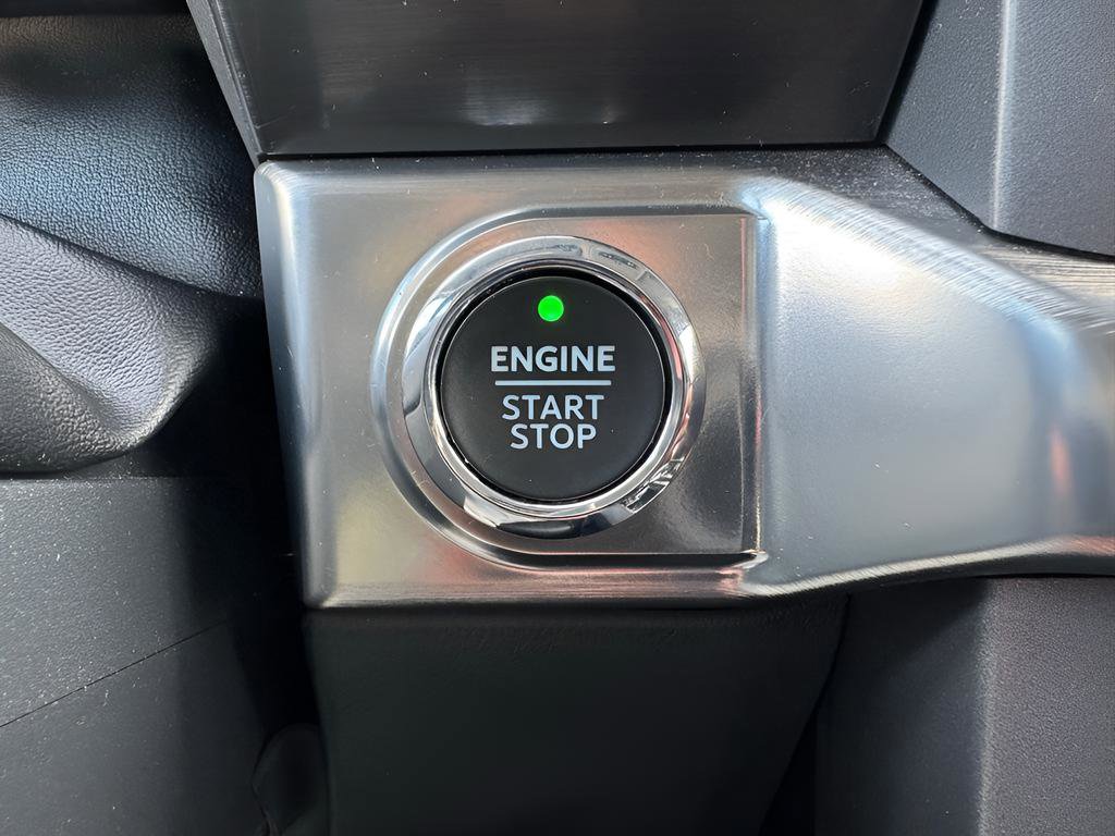 Used 2023 Ford F150 Lariat w/ Equipment Group 502A High image 27