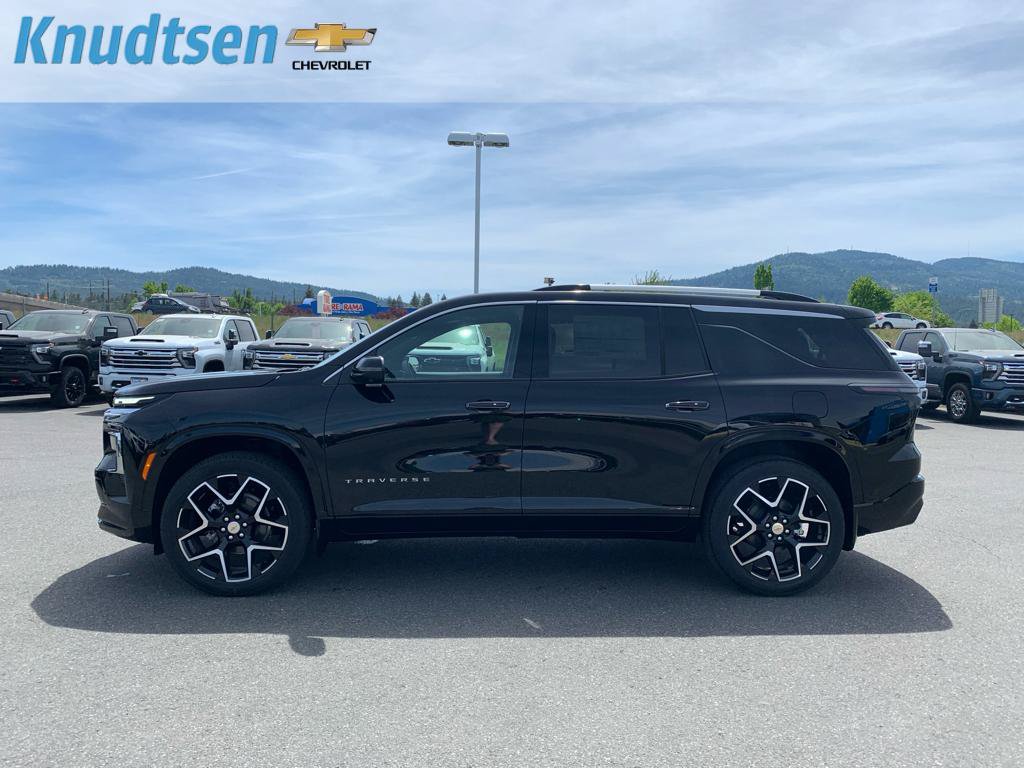 New 2026 Chevrolet Traverse High Country w/ LPO, Floor Liner Package AWD/4WD image 4