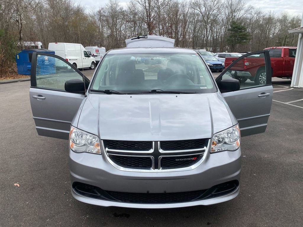 Used 2017 Dodge Grand Caravan SE w/ Power Window Group FWD image 30