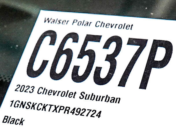Used 2023 Chevrolet Suburban LT w/ LT Signature Package AWD/4WD image 33