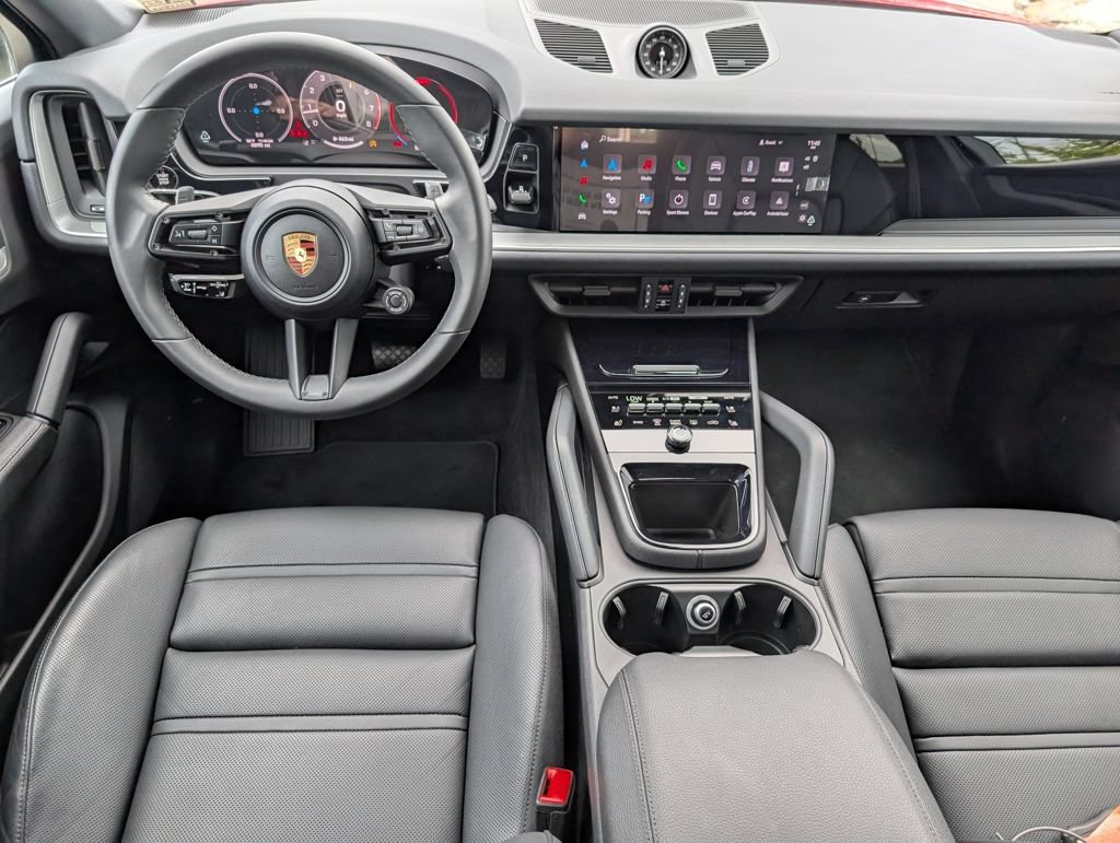 Certified 2025 Porsche Cayenne Coupe AWD/4WD image 11