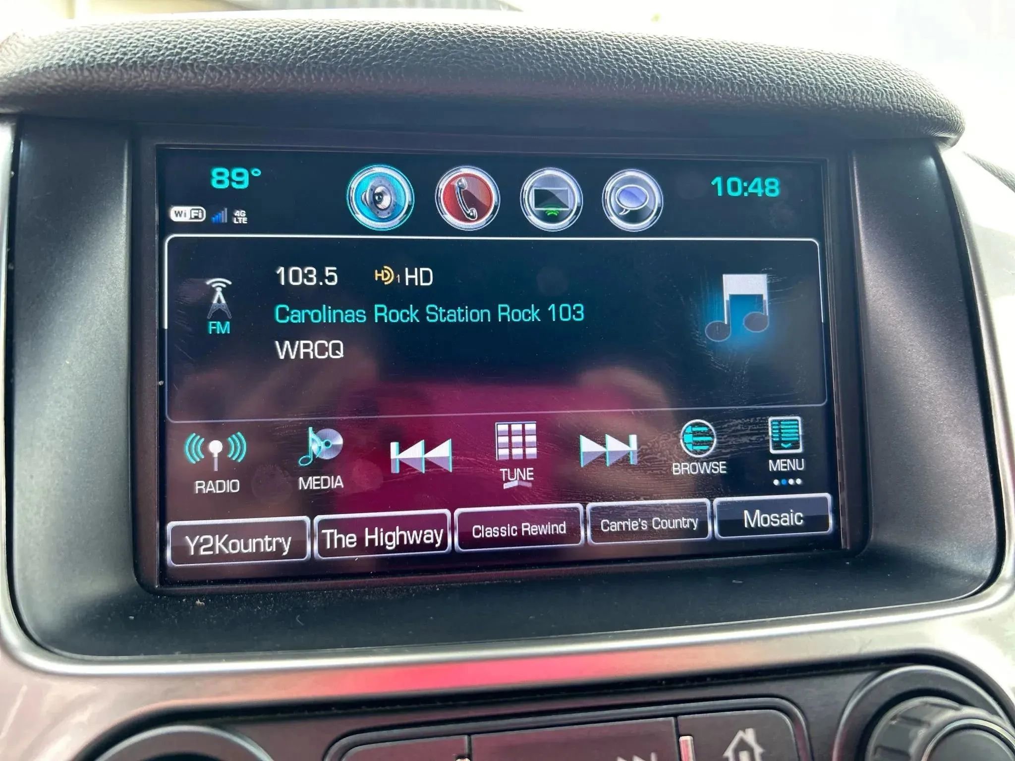 Used 2019 Chevrolet Tahoe LT w/ Luxury Package image 21