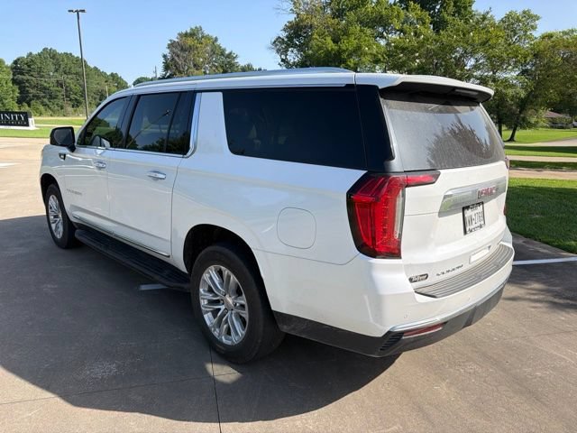 Used 2024 GMC Yukon XL SLT w/ SLT Luxury Package RWD image 4