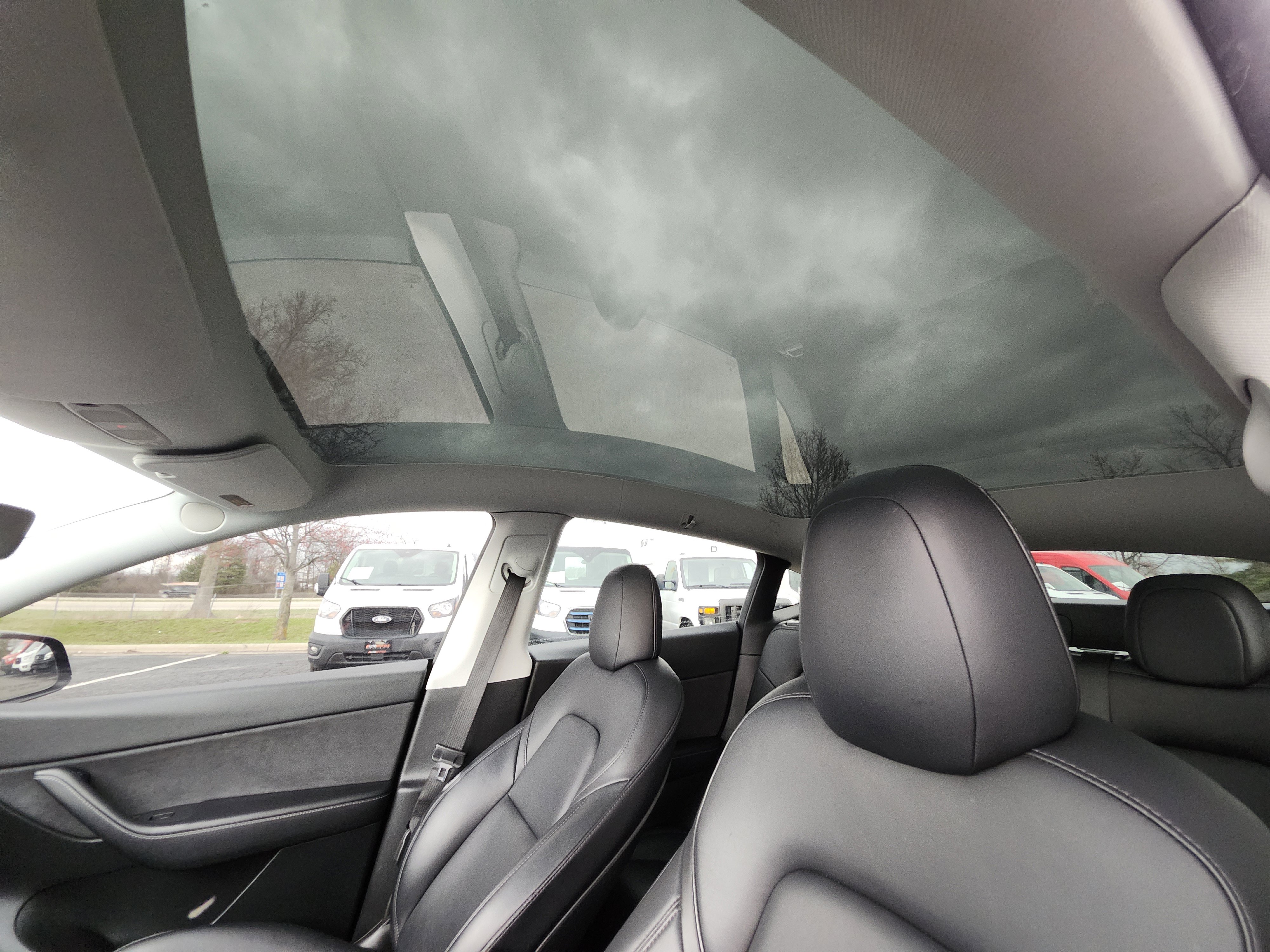Used 2021 Tesla Model Y Long Range image 2