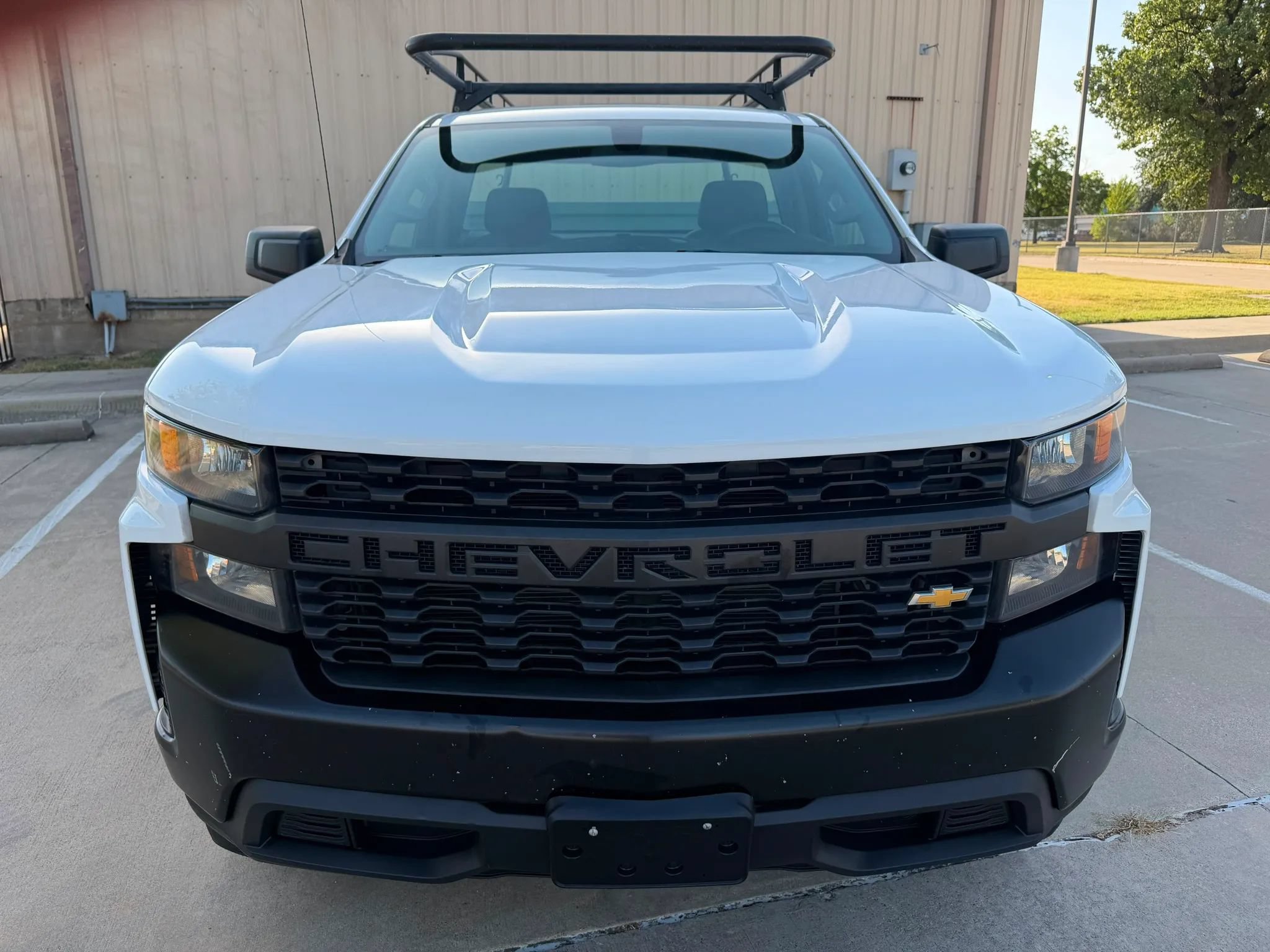 Used 2021 Chevrolet Silverado 1500 W/T RWD image 3