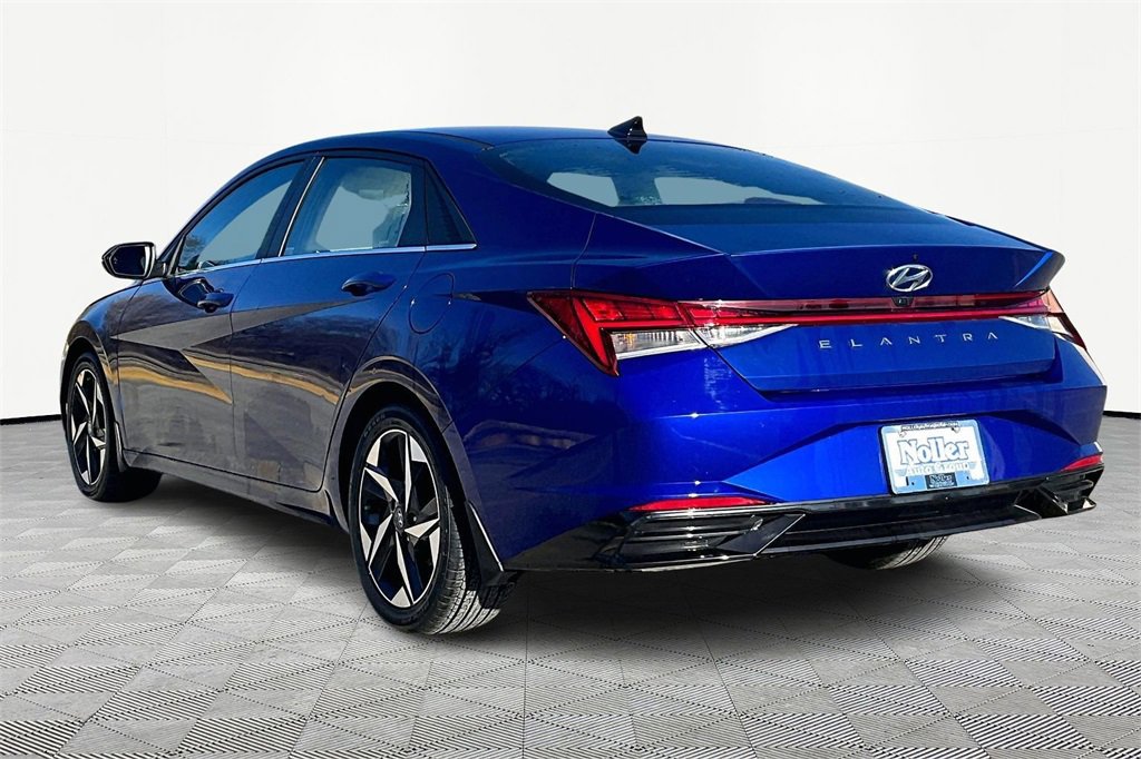 Used 2022 Hyundai Elantra SEL w/ Convenience + Premium Package image 13