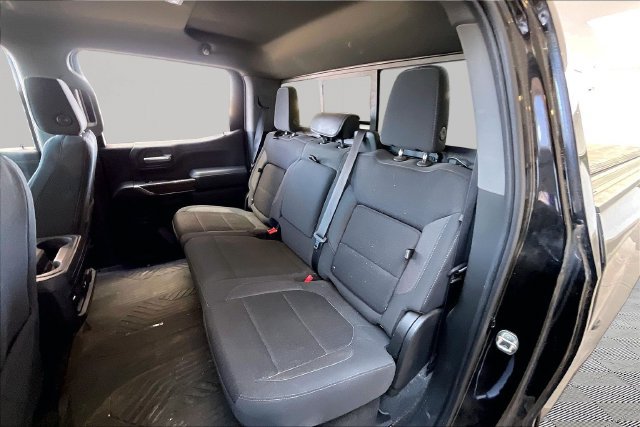 Used 2021 Chevrolet Silverado 1500 LT Trail Boss w/ Convenience Package II AWD/4WD image 16