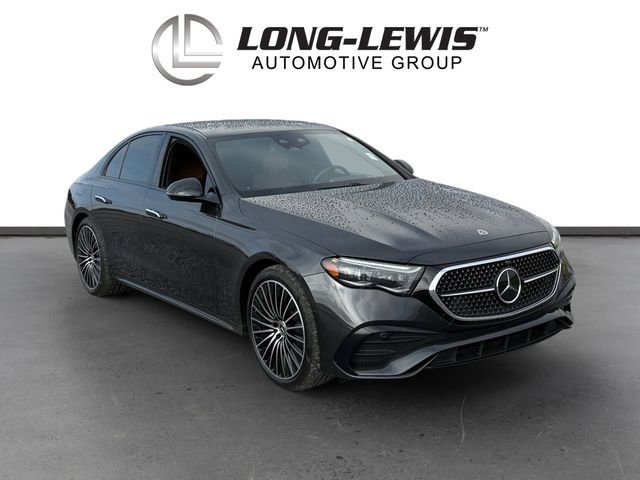 Used 2025 Mercedes-Benz E 350 4MATIC Sedan image 7