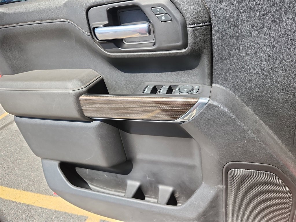 Used 2022 Chevrolet Silverado 1500 LT Trail Boss w/ Bed Protection Package image 9