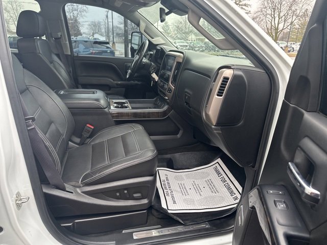 Used 2016 GMC Sierra 3500 Denali w/ Duramax Plus Package image 18