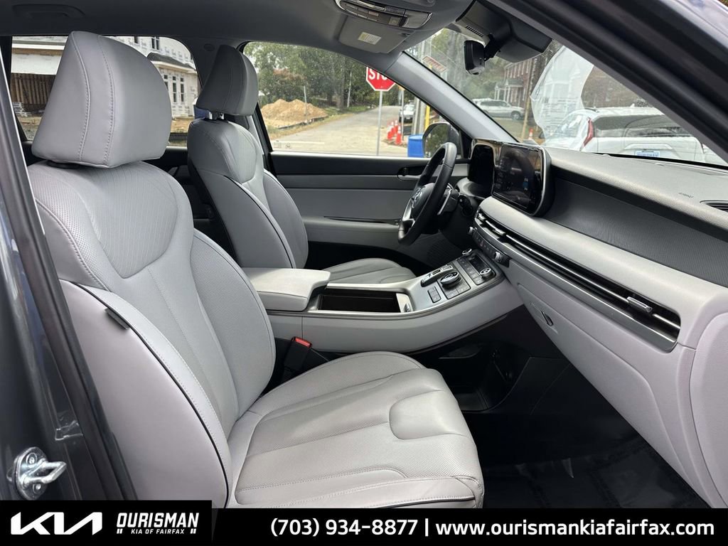 Used 2023 Hyundai Palisade SEL image 17
