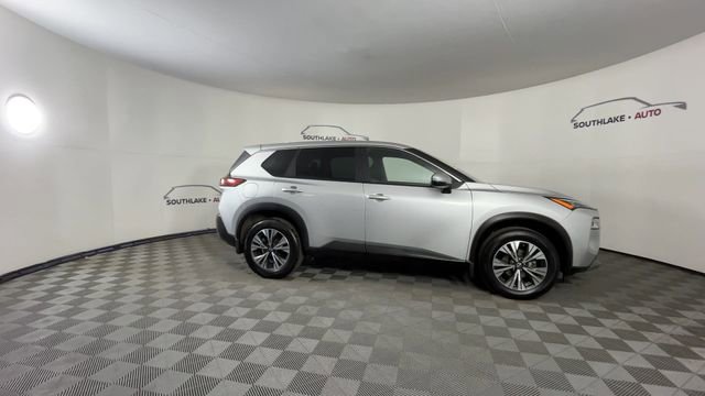 Certified 2023 Nissan Rogue SV image 9
