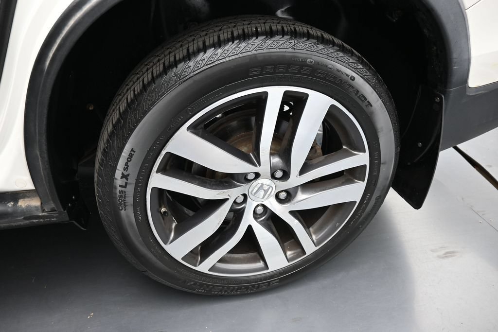 Used 2017 Honda Pilot Touring image 25