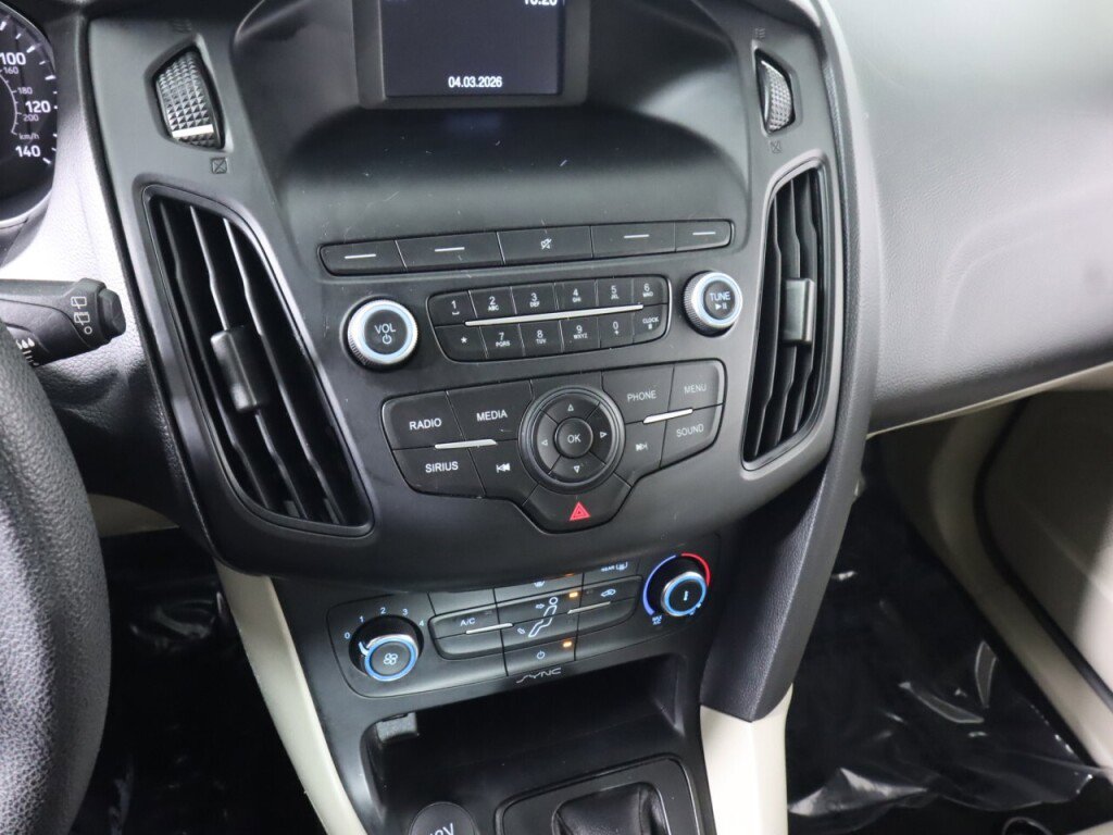 Used 2018 Ford Focus SE image 15