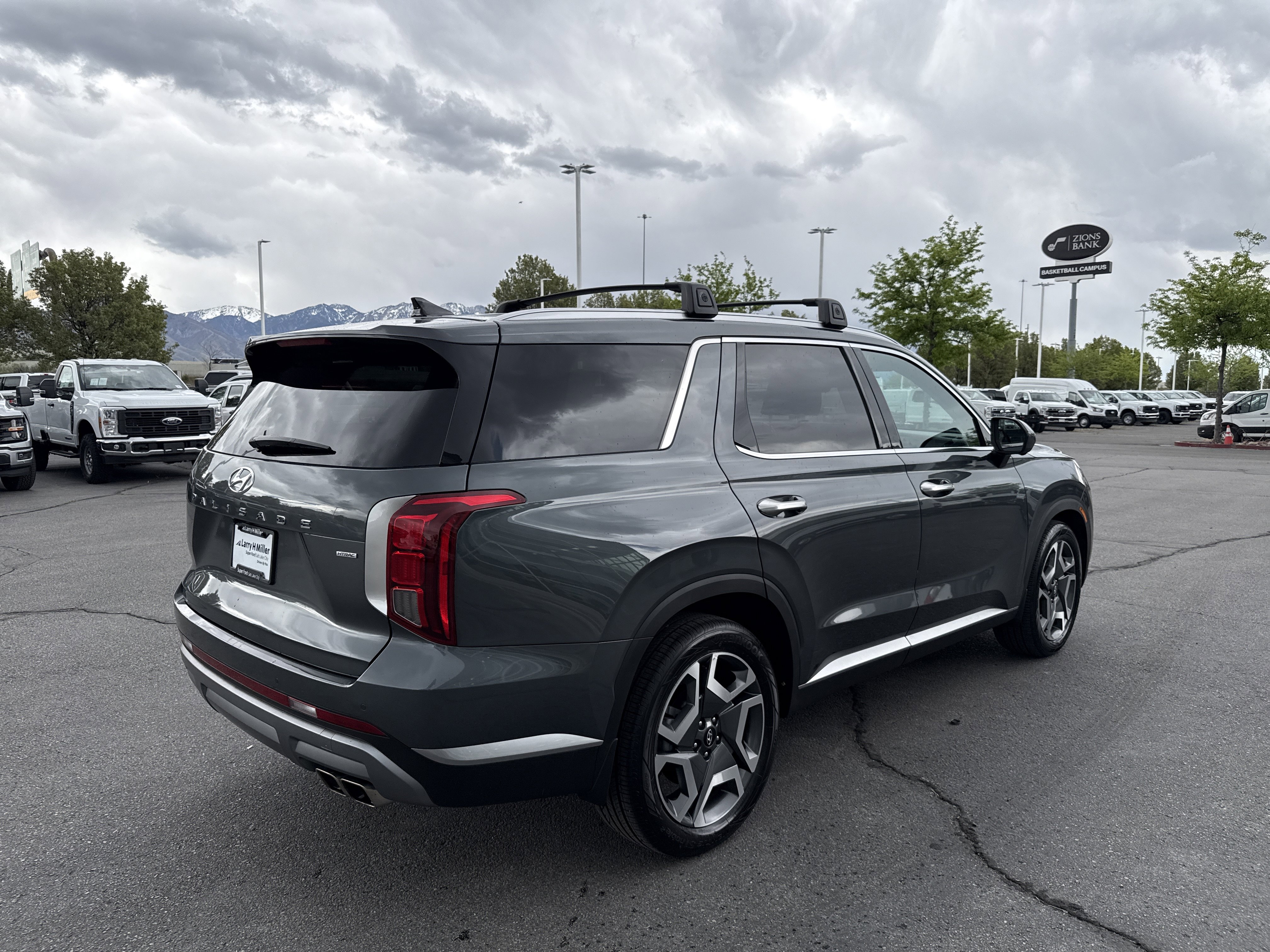 Used 2025 Hyundai Palisade SEL image 5