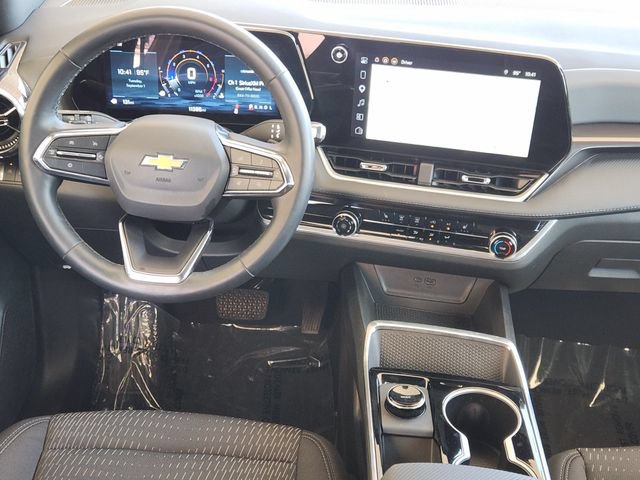 Used 2026 Chevrolet Equinox LT FWD image 27