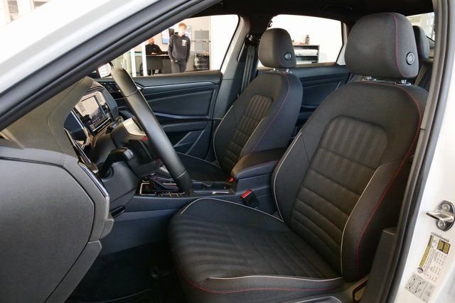Used 2021 Volkswagen Jetta GLI image 10