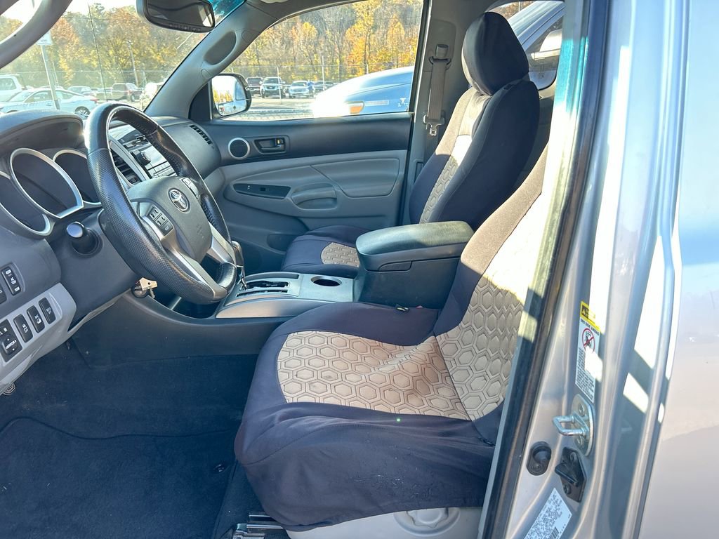 Used 2012 Toyota Tacoma 4x4 Access Cab V6 image 6