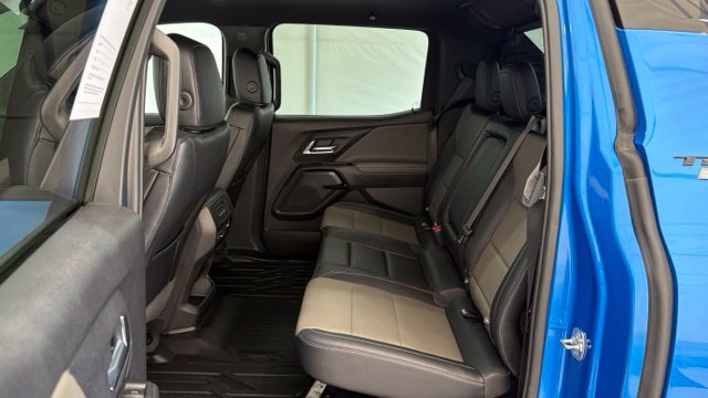 Used 2026 Chevrolet Silverado EV Trail Boss AWD/4WD image 23