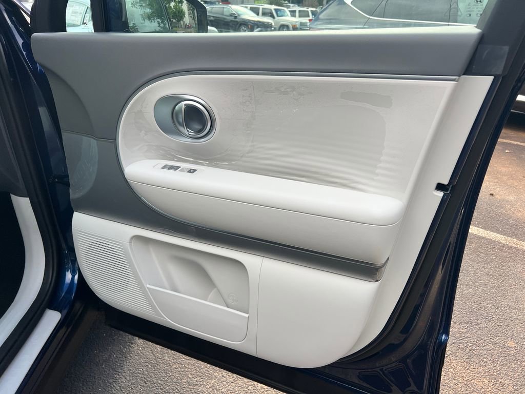 New 2026 Hyundai Ioniq 9 SE image 35