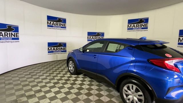 Used 2019 Toyota C-HR LE FWD image 8