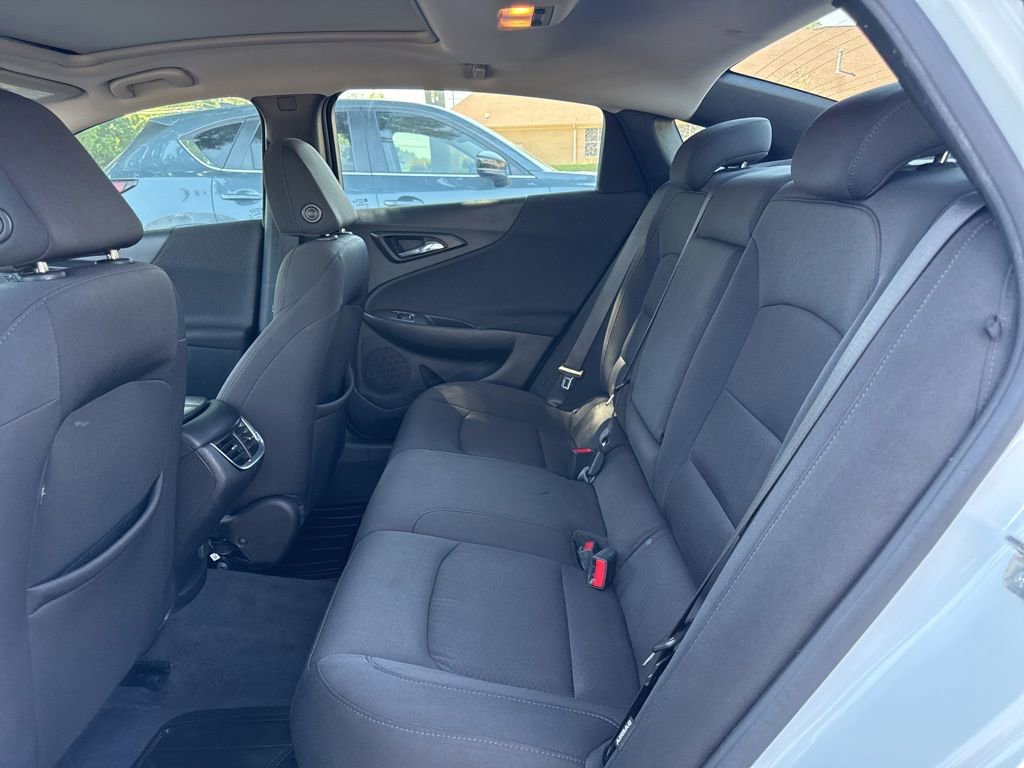 Used 2020 Chevrolet Malibu LT FWD image 12