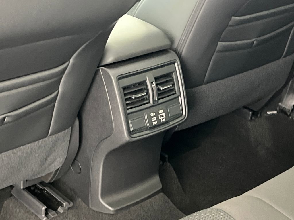 New 2026 Subaru Forester Premium AWD/4WD image 37