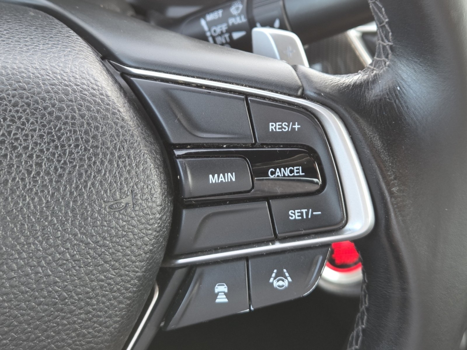 Used 2018 Honda Accord Sport image 6