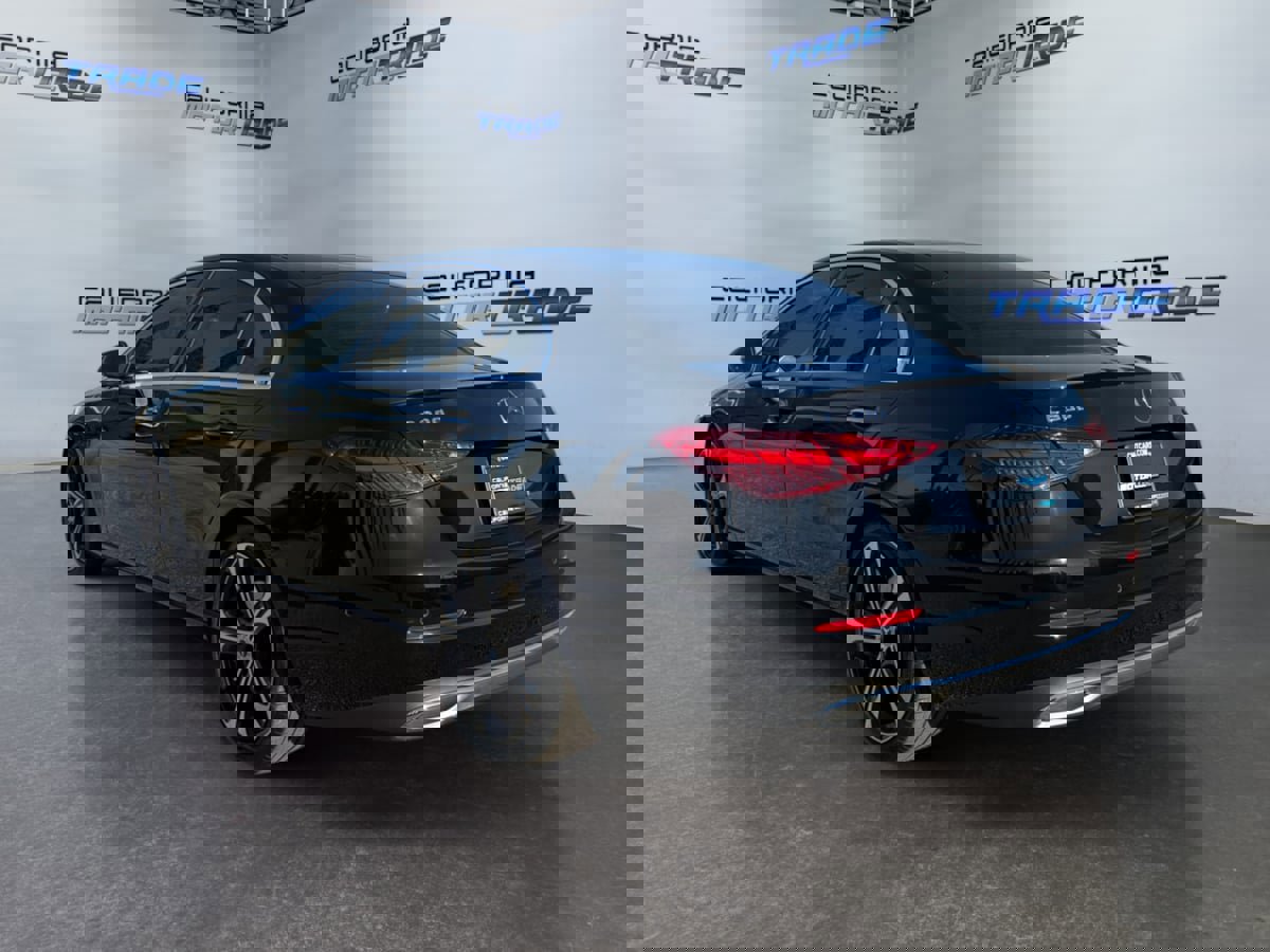 Used 2024 Mercedes-Benz C 300 Sedan image 7