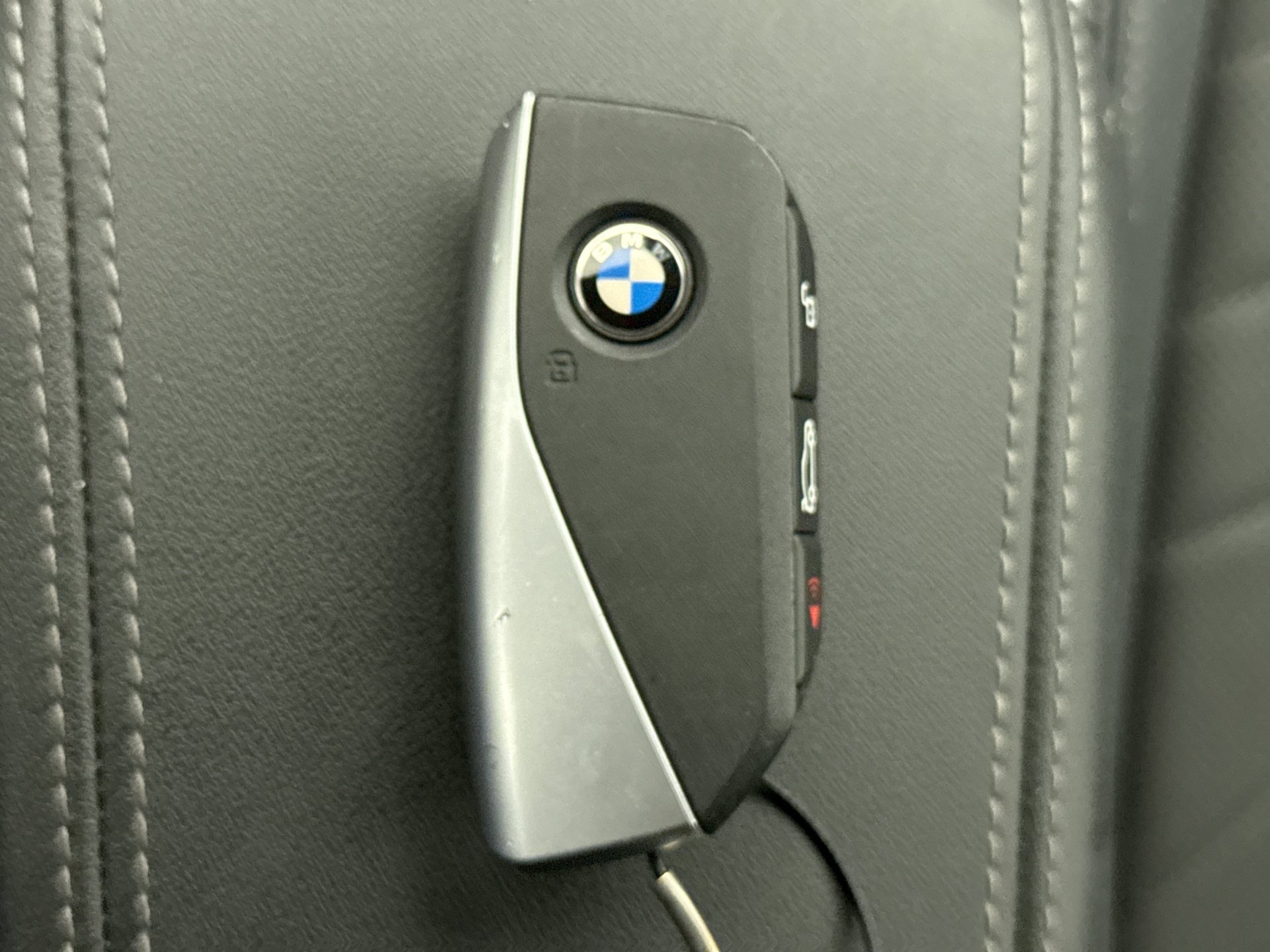 Used 2026 BMW X2 xDrive28i AWD/4WD image 10