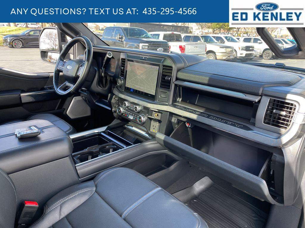 Used 2025 Ford F450 Platinum image 34