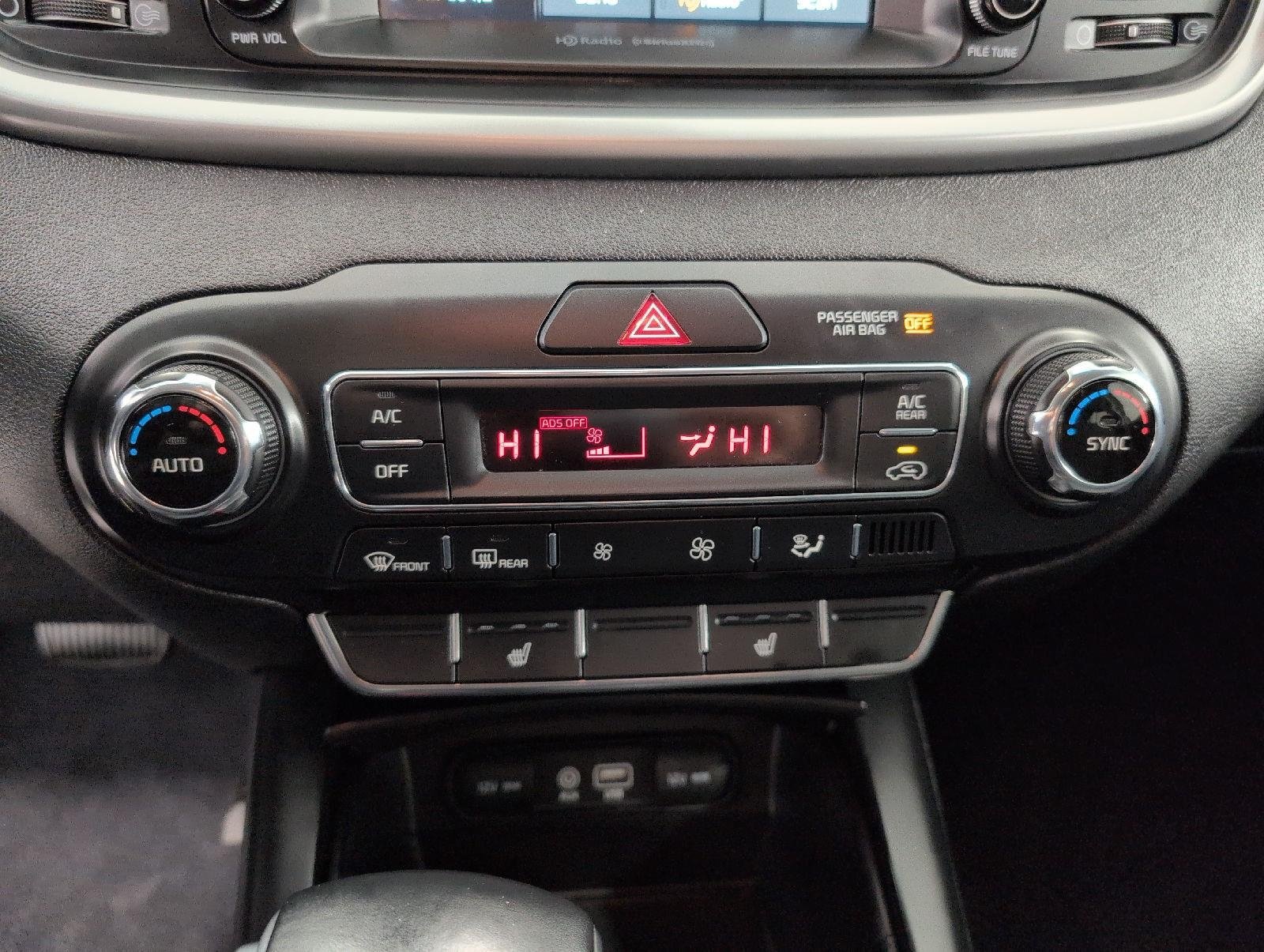 Used 2019 Kia Sorento FWD V6 w/ LX V6 Convenience Package image 9