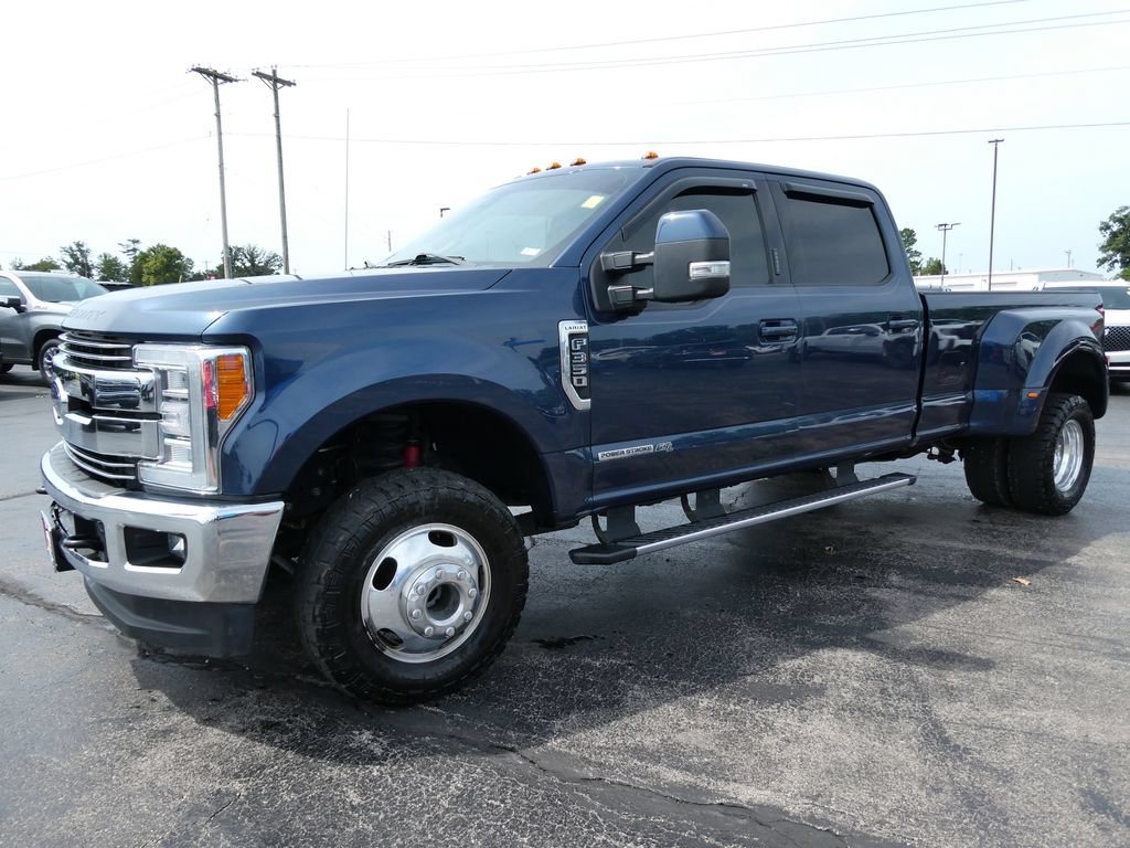 Used 2017 Ford F350 Lariat w/ Lariat Ultimate Package AWD/4WD image 9