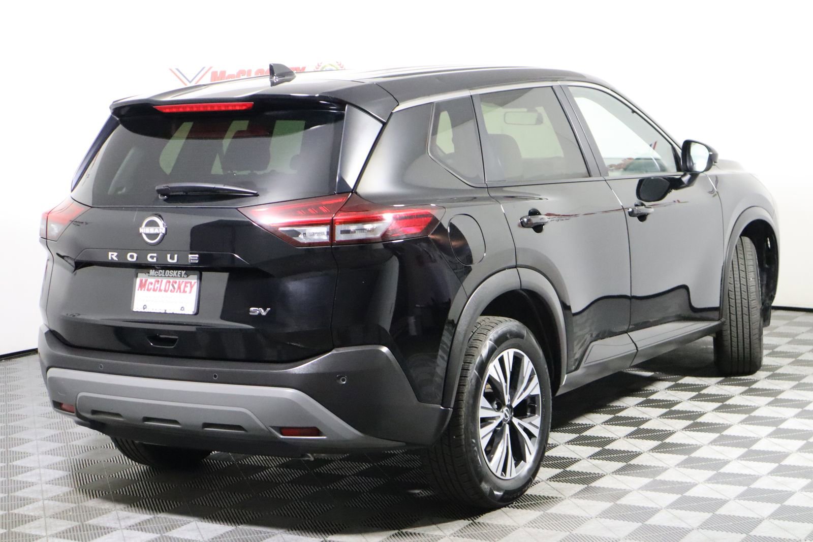 Used 2023 Nissan Rogue SV FWD image 6