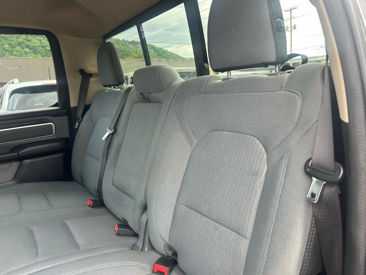 Used 2020 RAM 1500 Big Horn AWD/4WD image 34