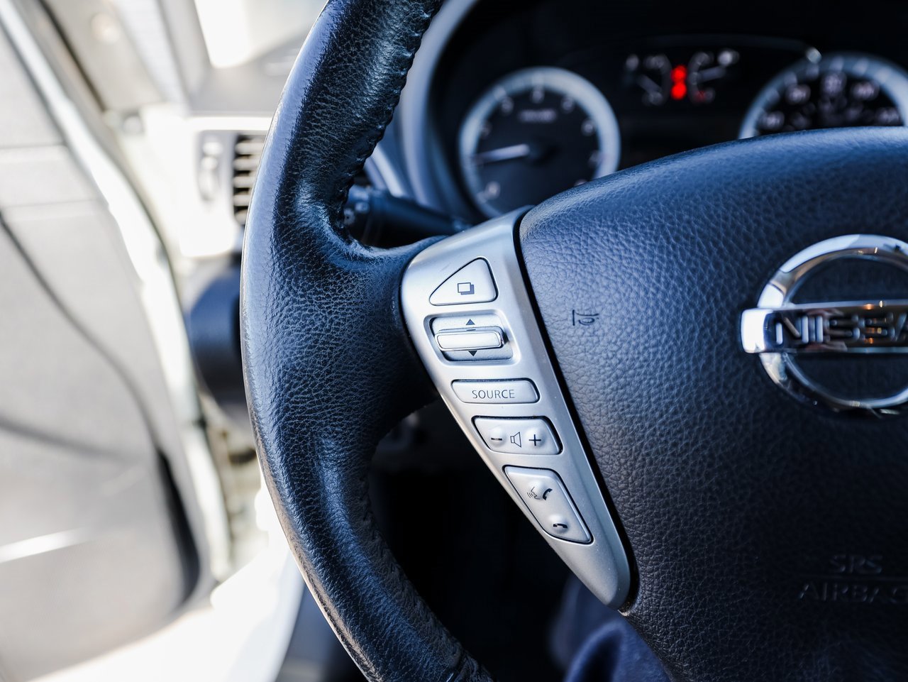 Used 2014 Nissan Sentra SV w/ SV Driver Package image 17