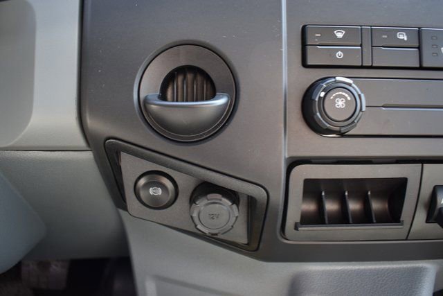 New 2025 Ford F750 2WD Regular Cab Super Duty image 32