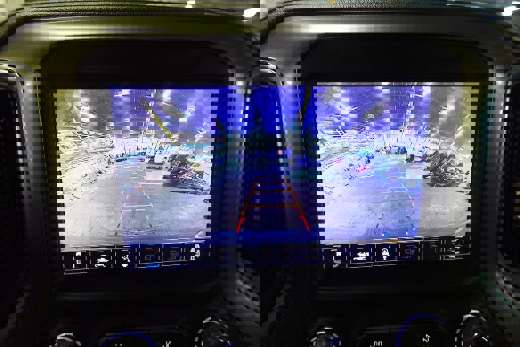 Used 2020 Chevrolet Silverado 2500 LTZ w/ LTZ Plus Package image 18