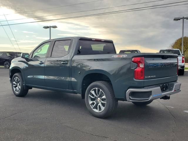 New 2026 Chevrolet Silverado 1500 LT image 3