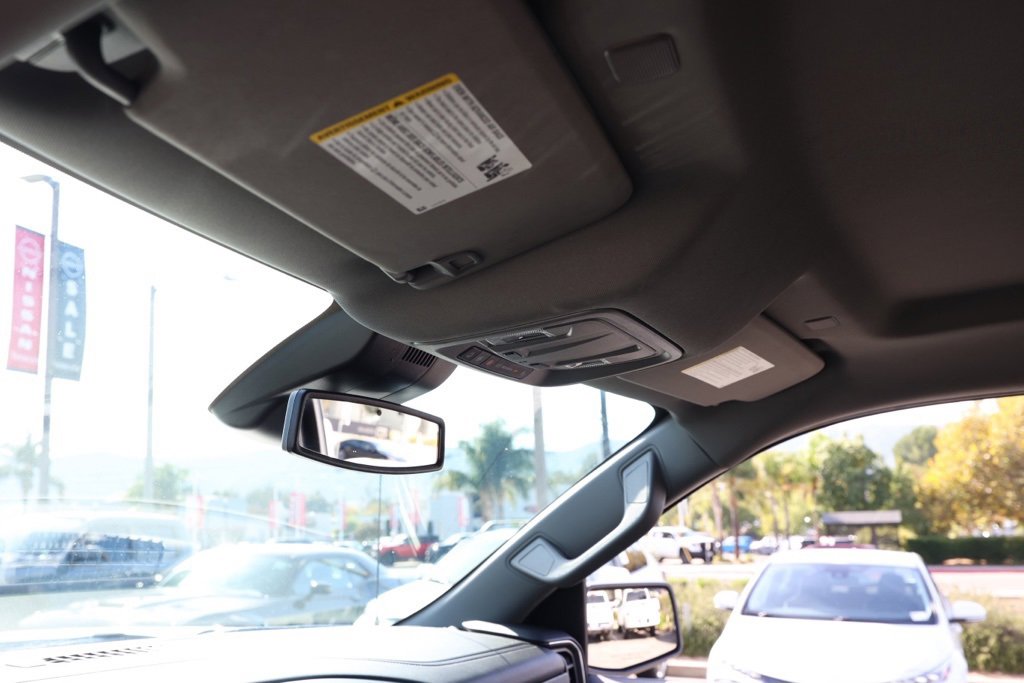 Used 2024 GMC Sierra 1500 SLT image 13