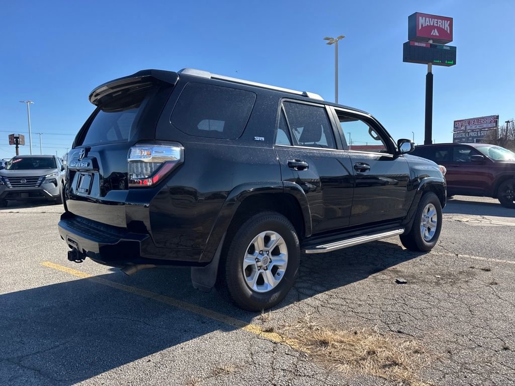 Used 2018 Toyota 4Runner SR5 image 6