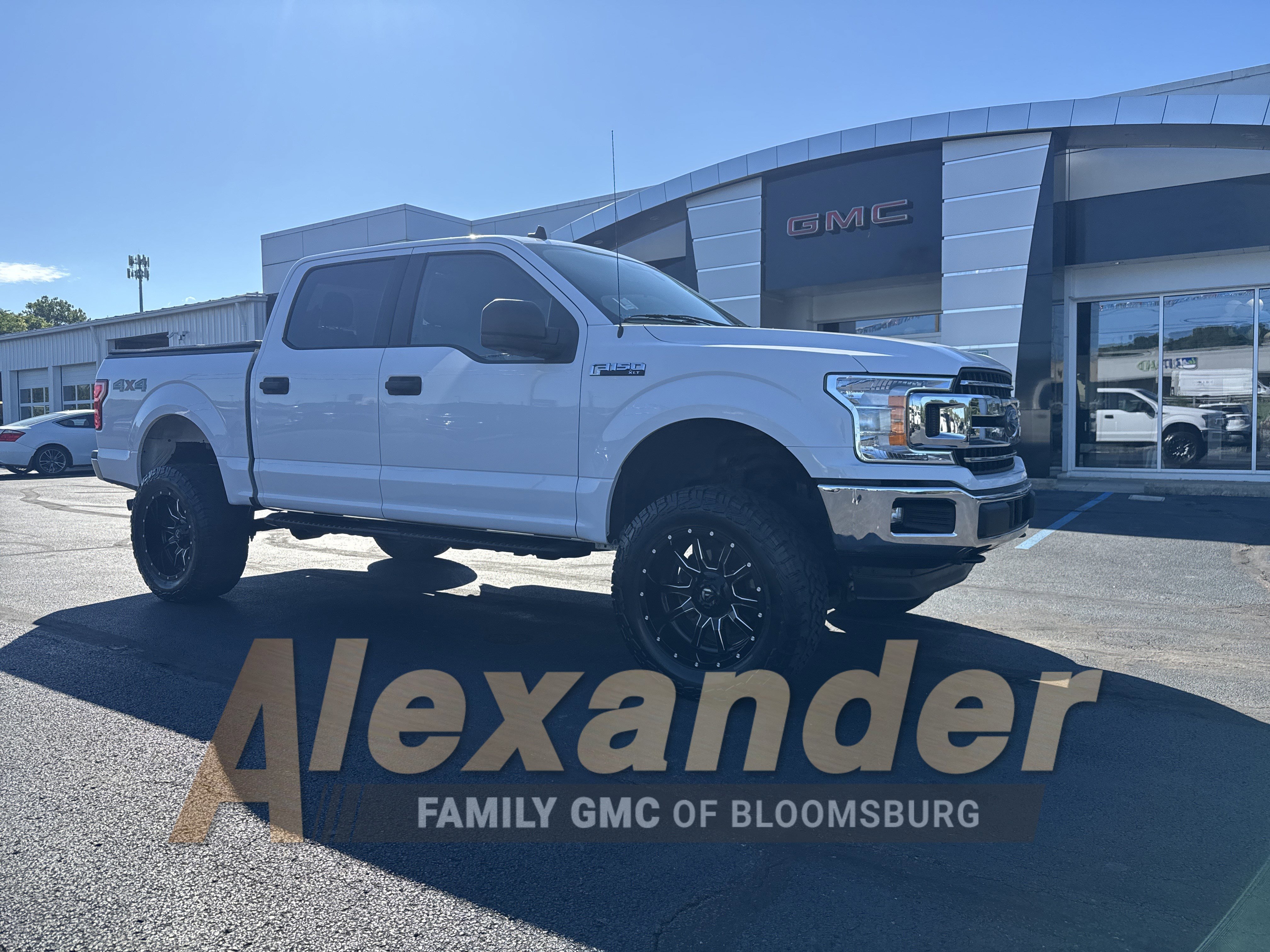 Used 2019 Ford F150 XLT w/ Trailer Tow Package