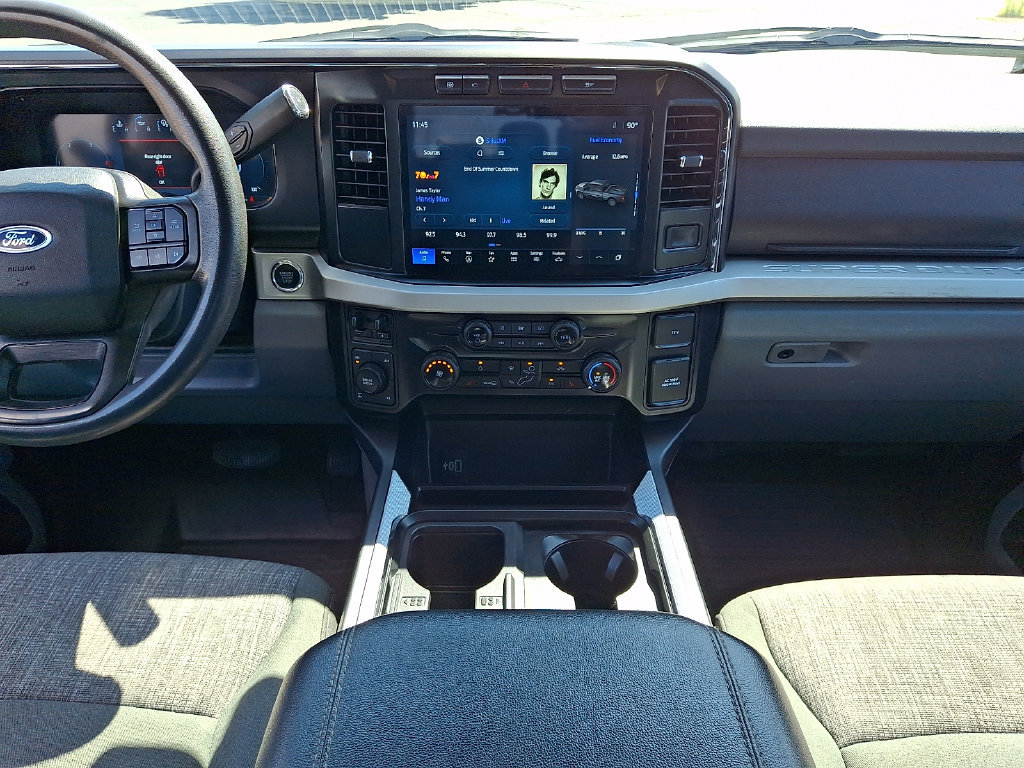 Used 2023 Ford F250 XLT w/ XLT Premium Package AWD/4WD image 16