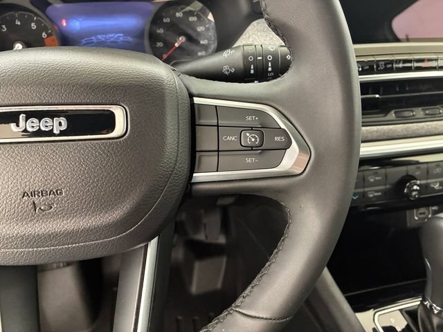 Used 2024 Jeep Compass Latitude AWD/4WD image 24