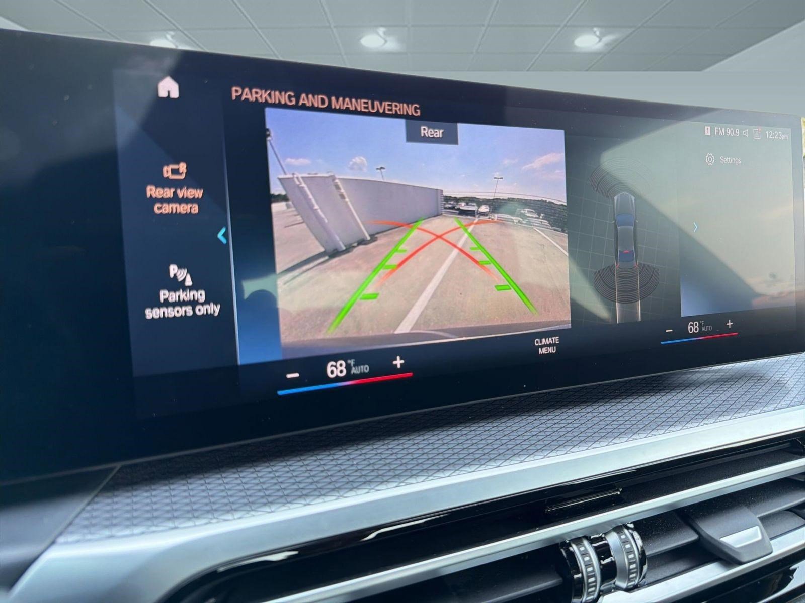 Certified 2023 BMW 330i Sedan w/ M Sport Package image 23