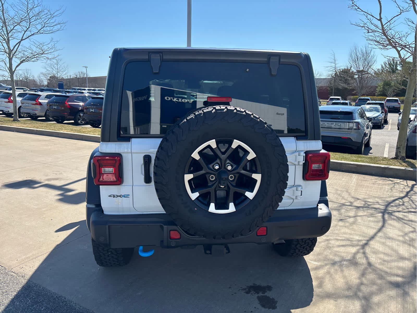 Used 2024 Jeep Wrangler Unlimited Rubicon 4xe w/ Capability Package image 7