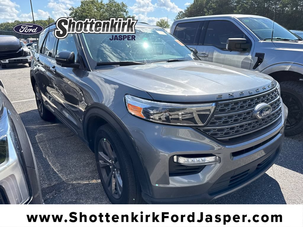 Used 2024 Ford Explorer XLT w/ Equipment Group 202A