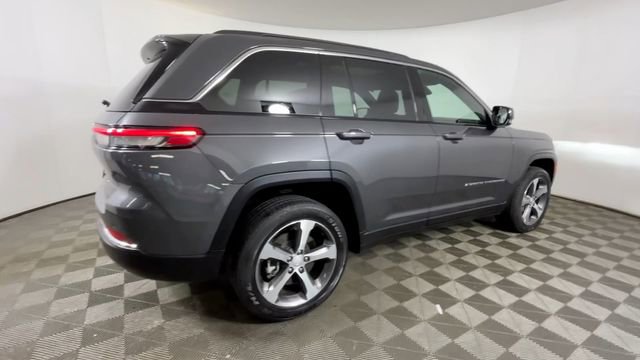 Used 2024 Jeep Grand Cherokee Limited 4xe AWD/4WD image 4