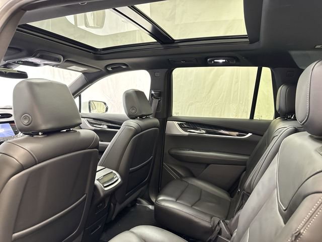 Used 2023 Cadillac XT6 Premium Luxury w/ LPO, Floor Liner Package FWD image 14