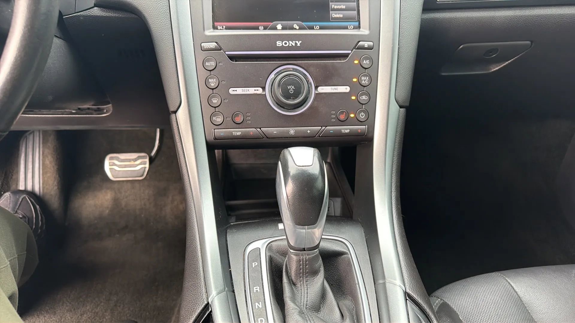 Used 2016 Ford Fusion Titanium FWD image 93